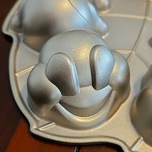 Nordic Ware Caterpillar Cakelet Pan